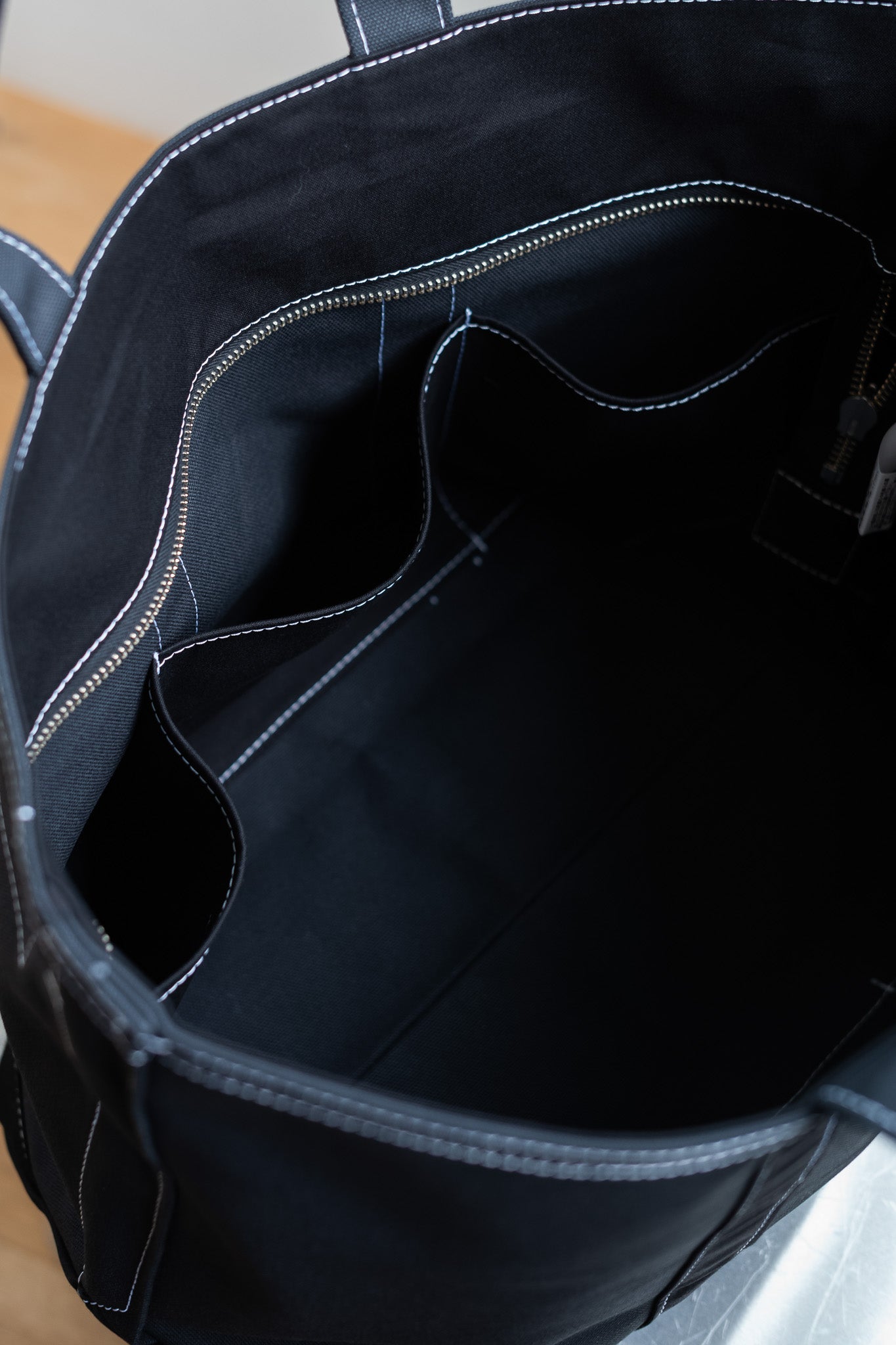 Enough Space Bag-LARGE〔BLACK×BLACK〕