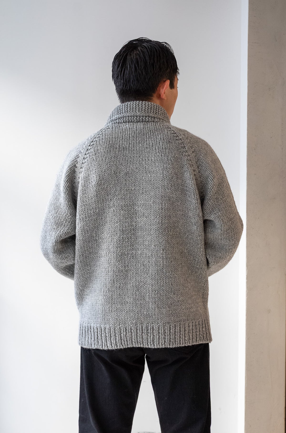 Quiet Season Hand-Knit Zip Jacket 〈L/GRAY〉