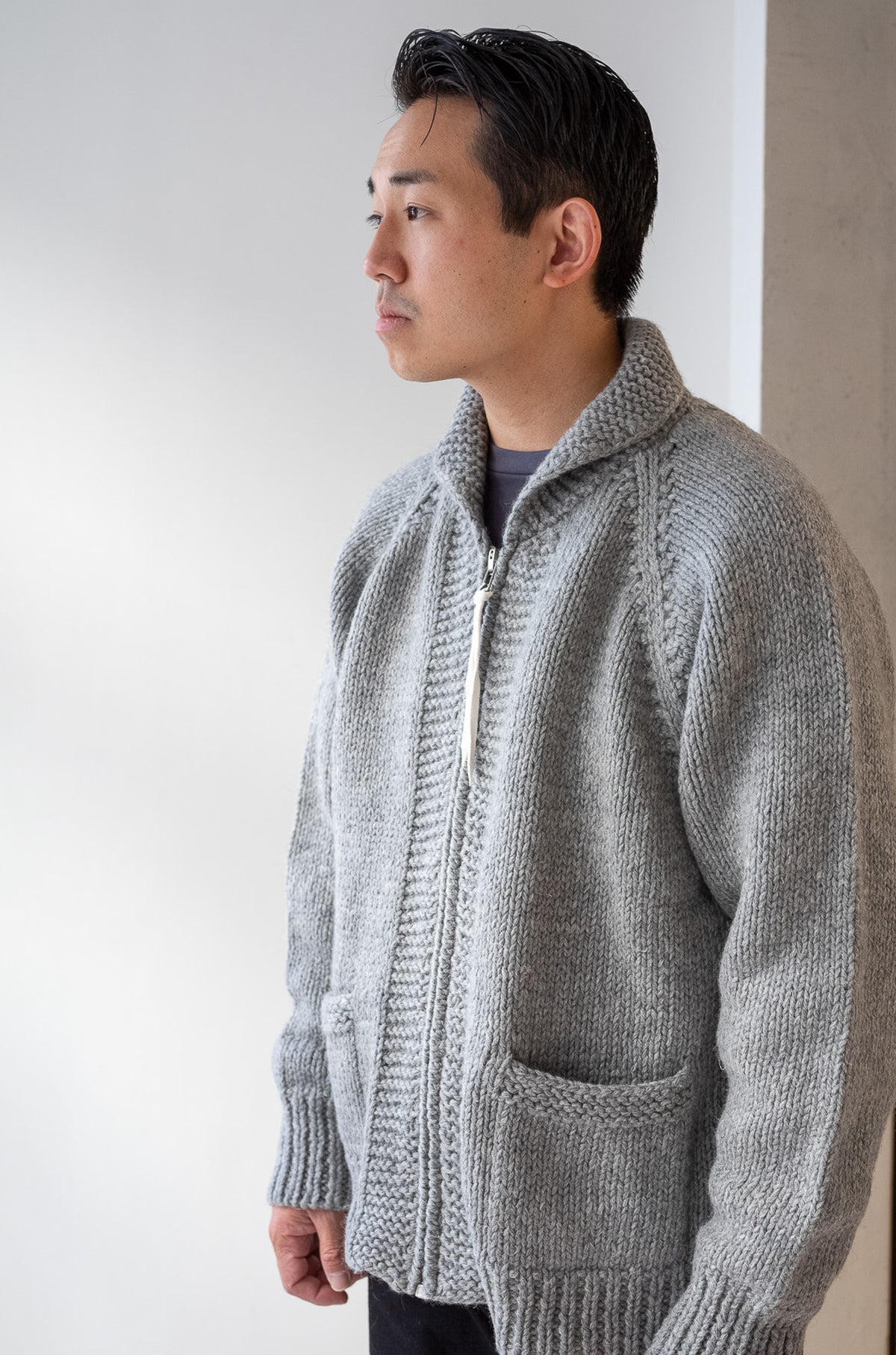 Quiet Season Hand-Knit Zip Jacket 〈L/GRAY〉