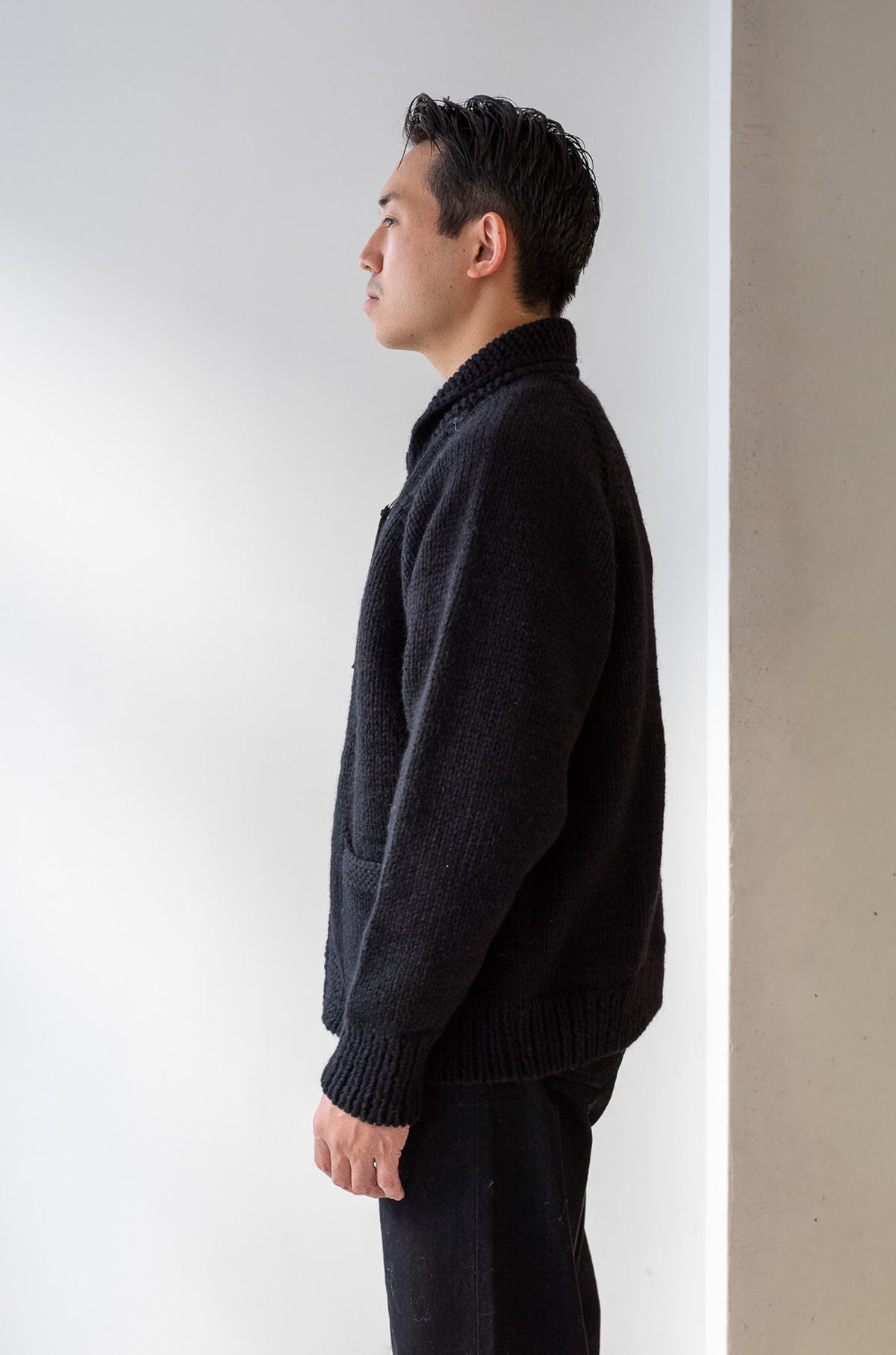 Quiet Season Hand-Knit Zip Jacket 〈NOIR〉