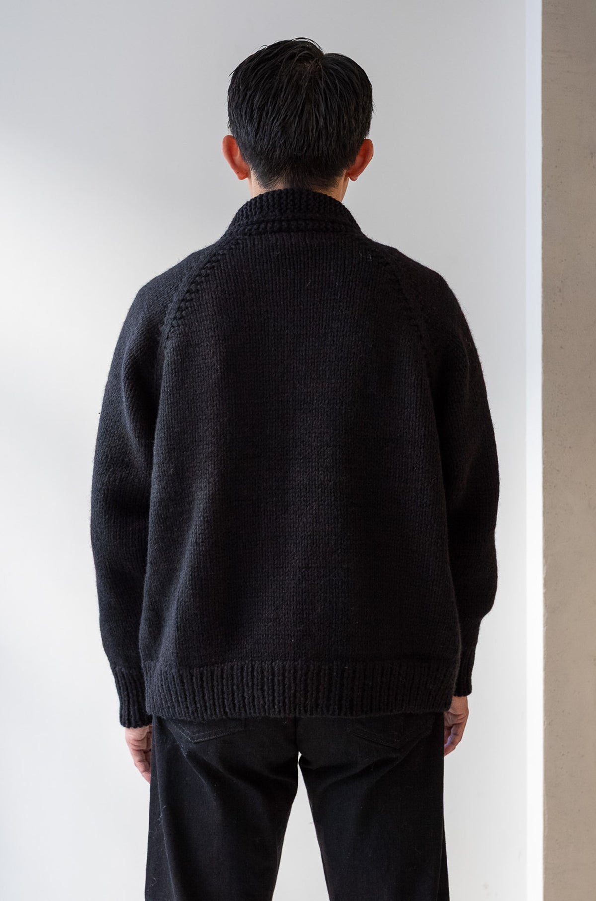 Quiet Season Hand-Knit Zip Jacket 〈NOIR〉