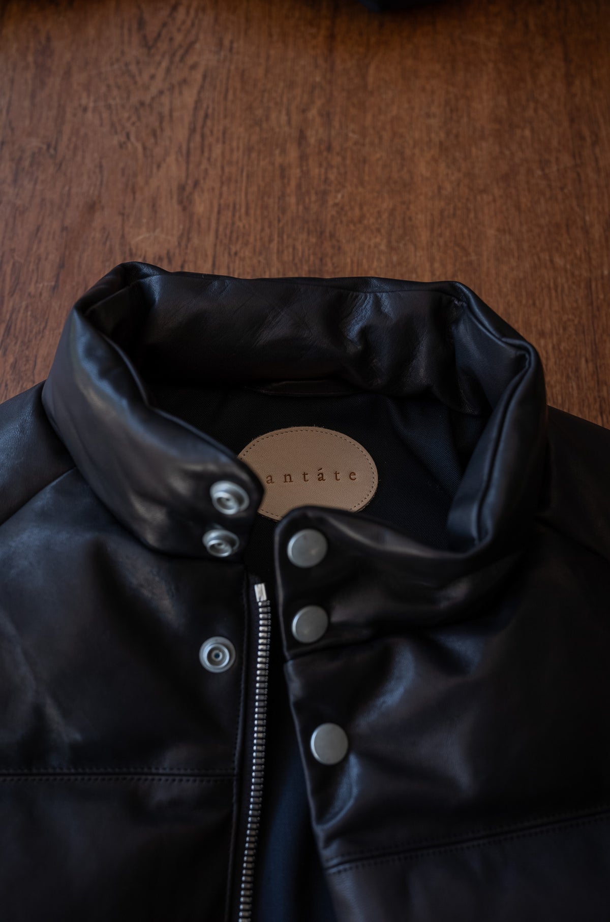Horsehide Down Insulator Vest 〈NOIR〉