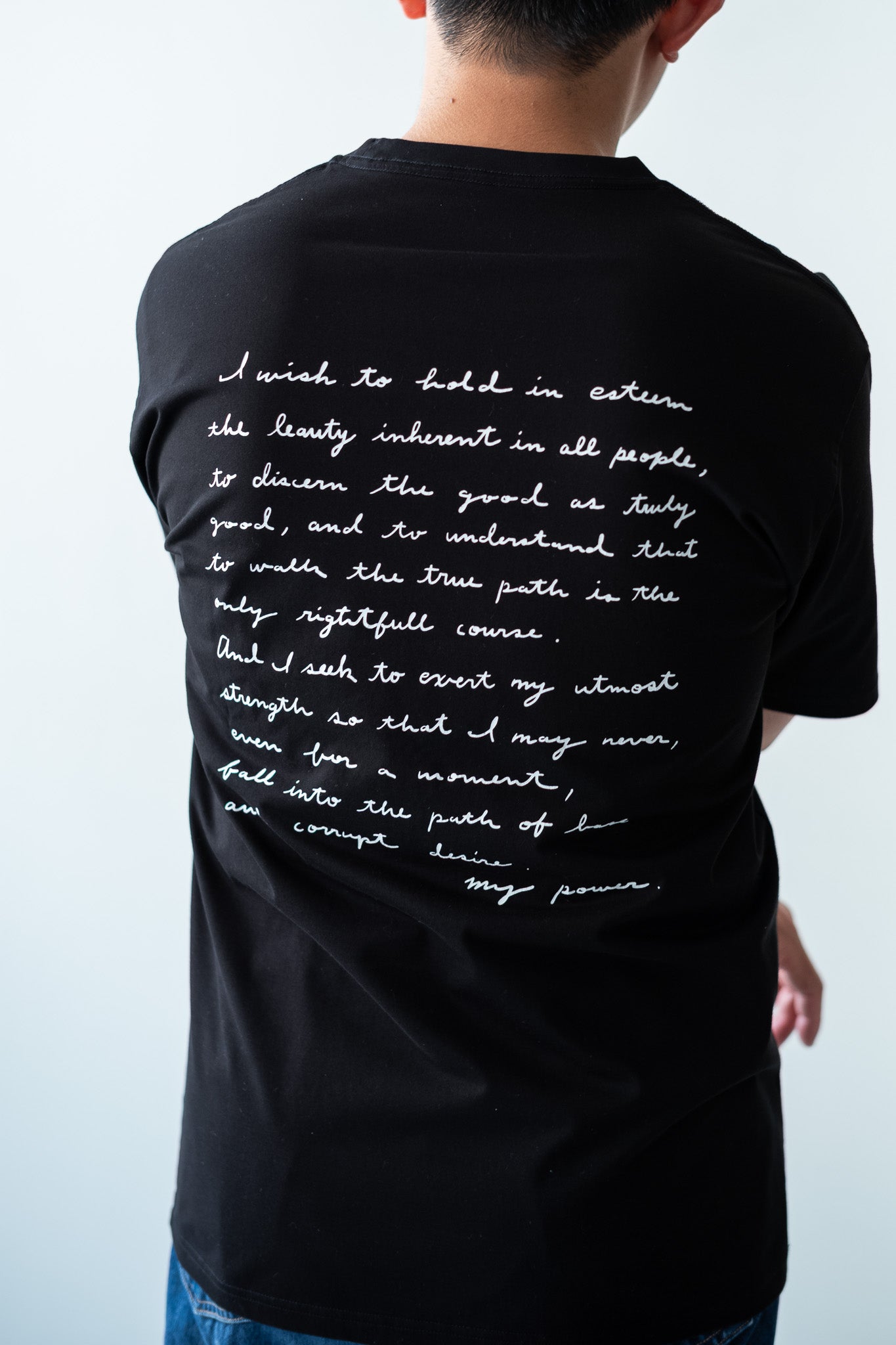 EX) WORLD IS YOURS Tee-Cartoon Letter〔BLACK〕