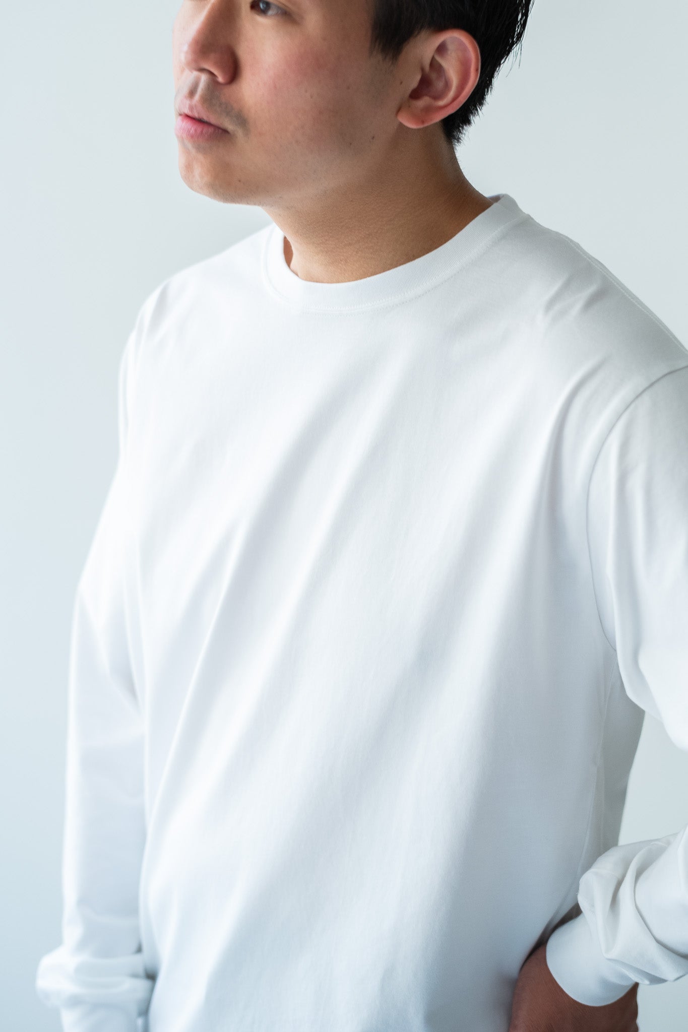 Essential L/S Tee 〔WHITE〕