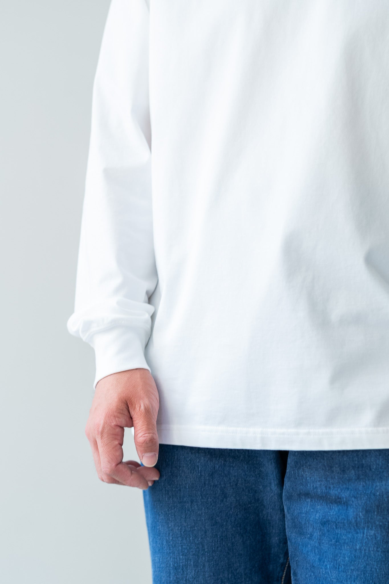 Essential L/S Tee 〔WHITE〕