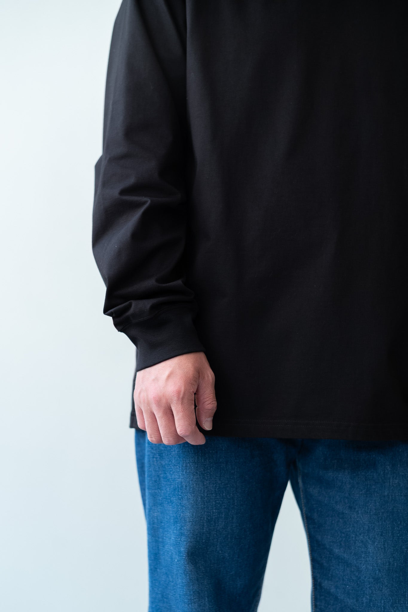 Essential L/S Tee 〔BLACK〕