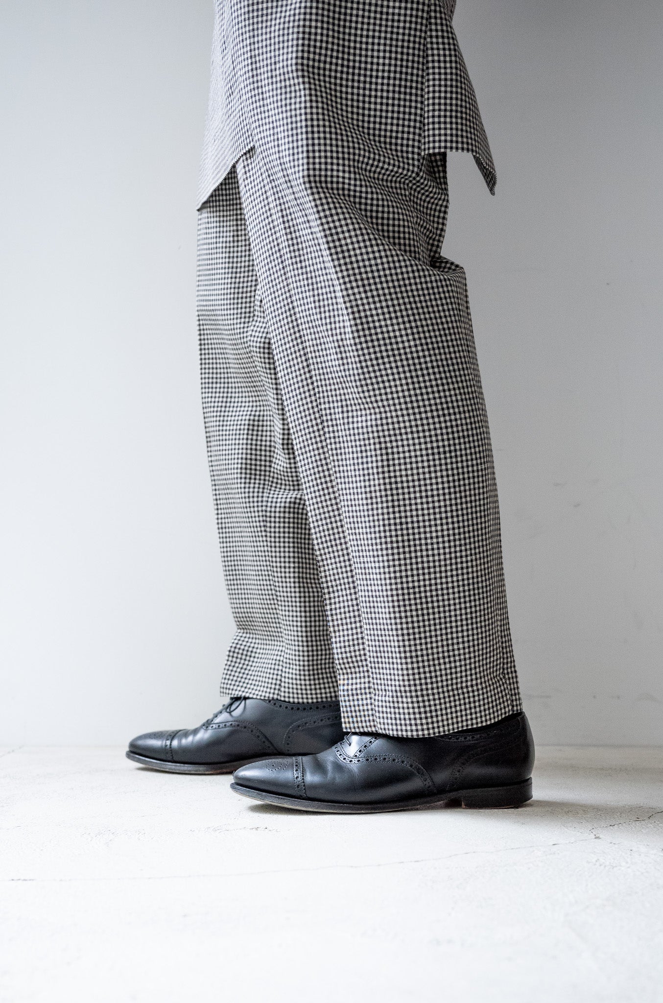 CCGS09UNI C 〈DORMEUIL LINEN WOOL PANTS〉 | cliché