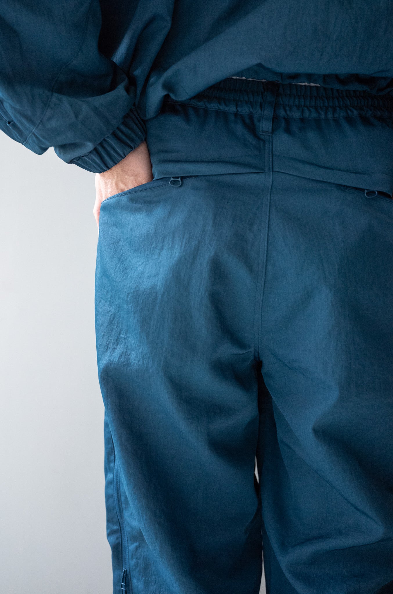 Ventilatied Nylon Pants | cliché