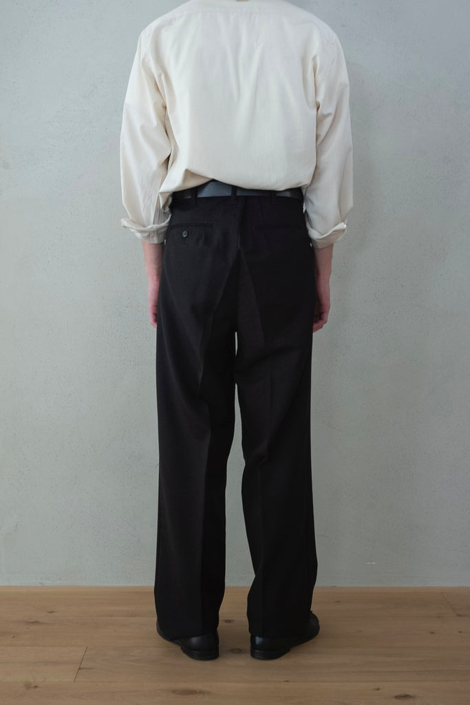 WM Two-tuck Trousers