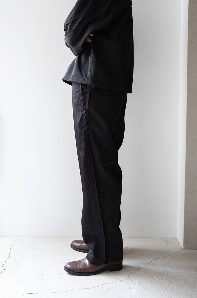 Ventilatied Nylon Pants | cliché