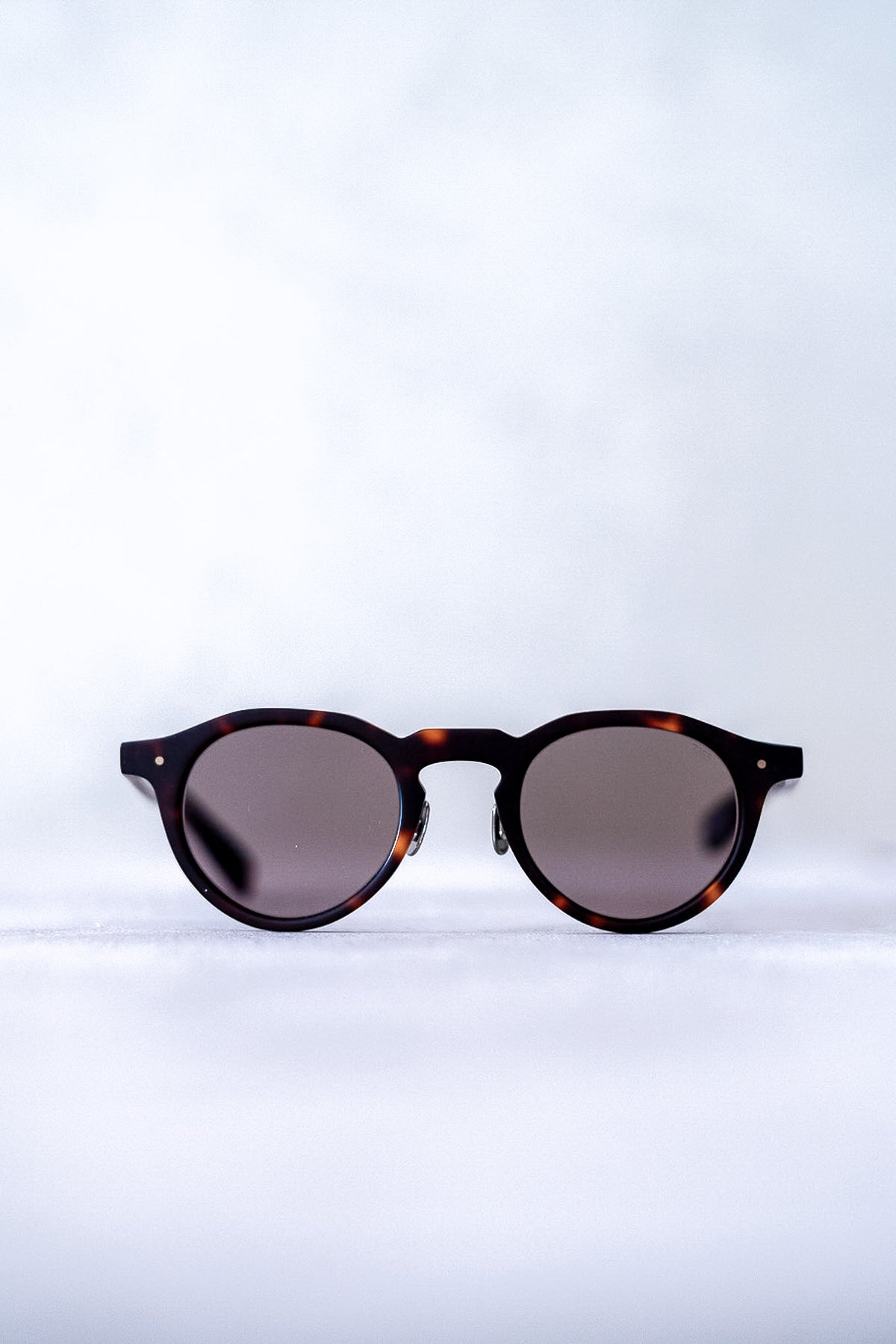 358 〈BROWN-GRY〉