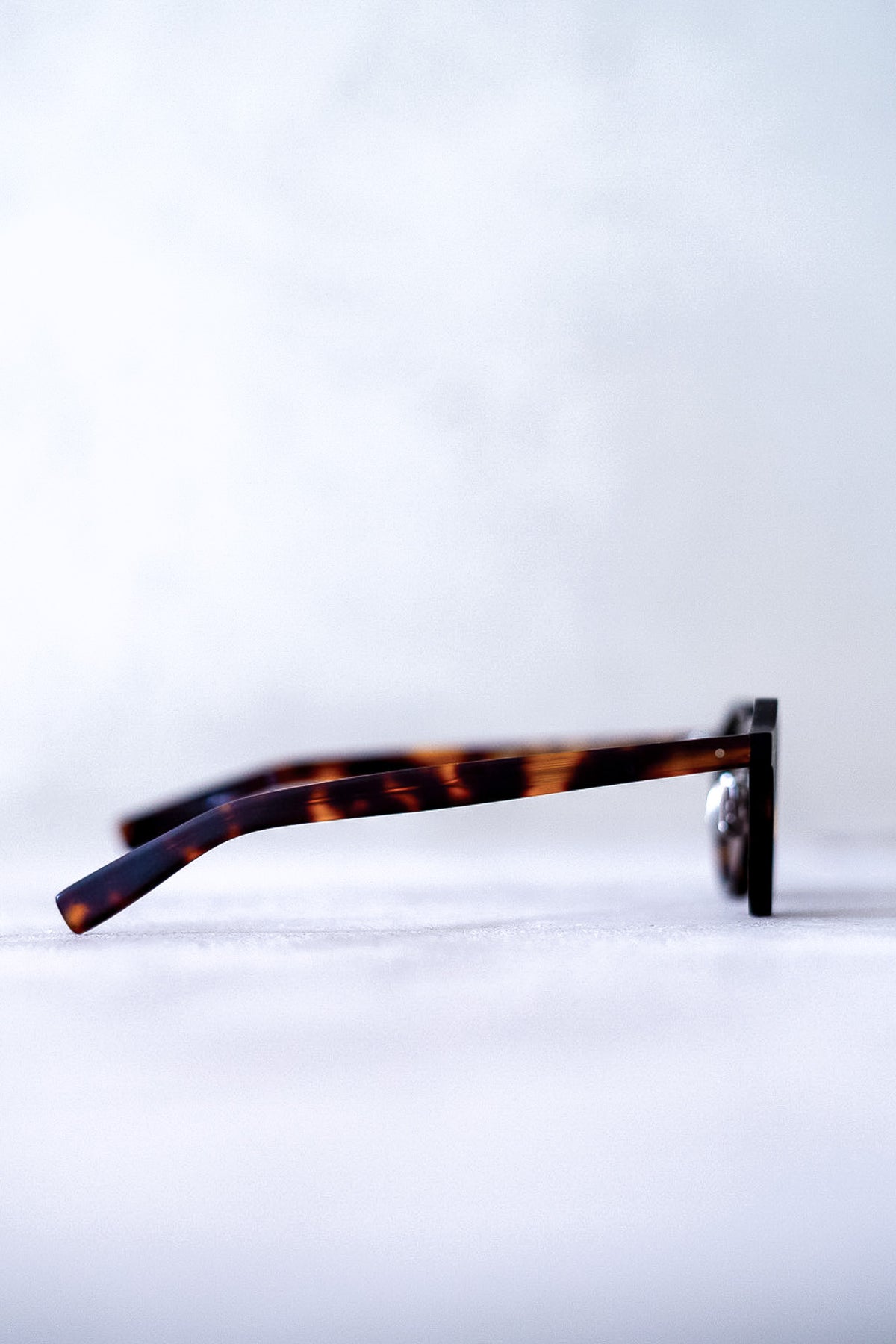 358 〈BROWN-GRY〉