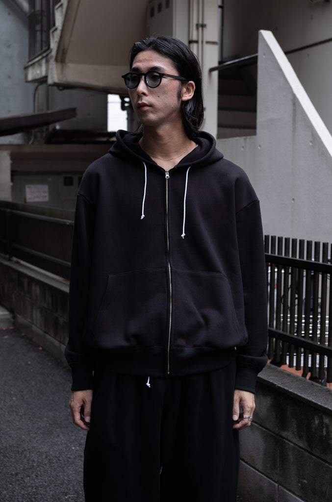 _173 ZIP HOODIE