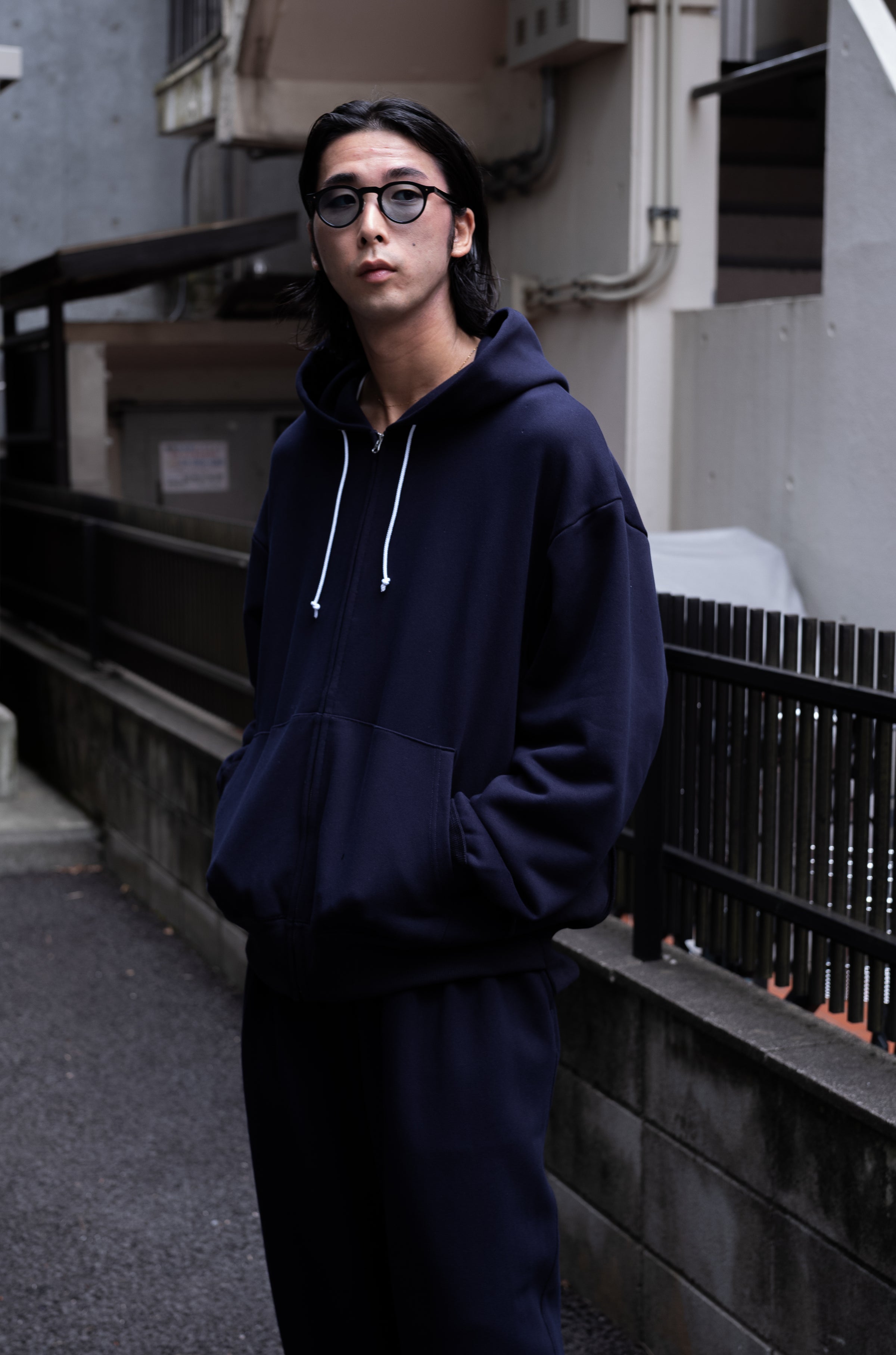 _173 ZIP HOODIE | cliché