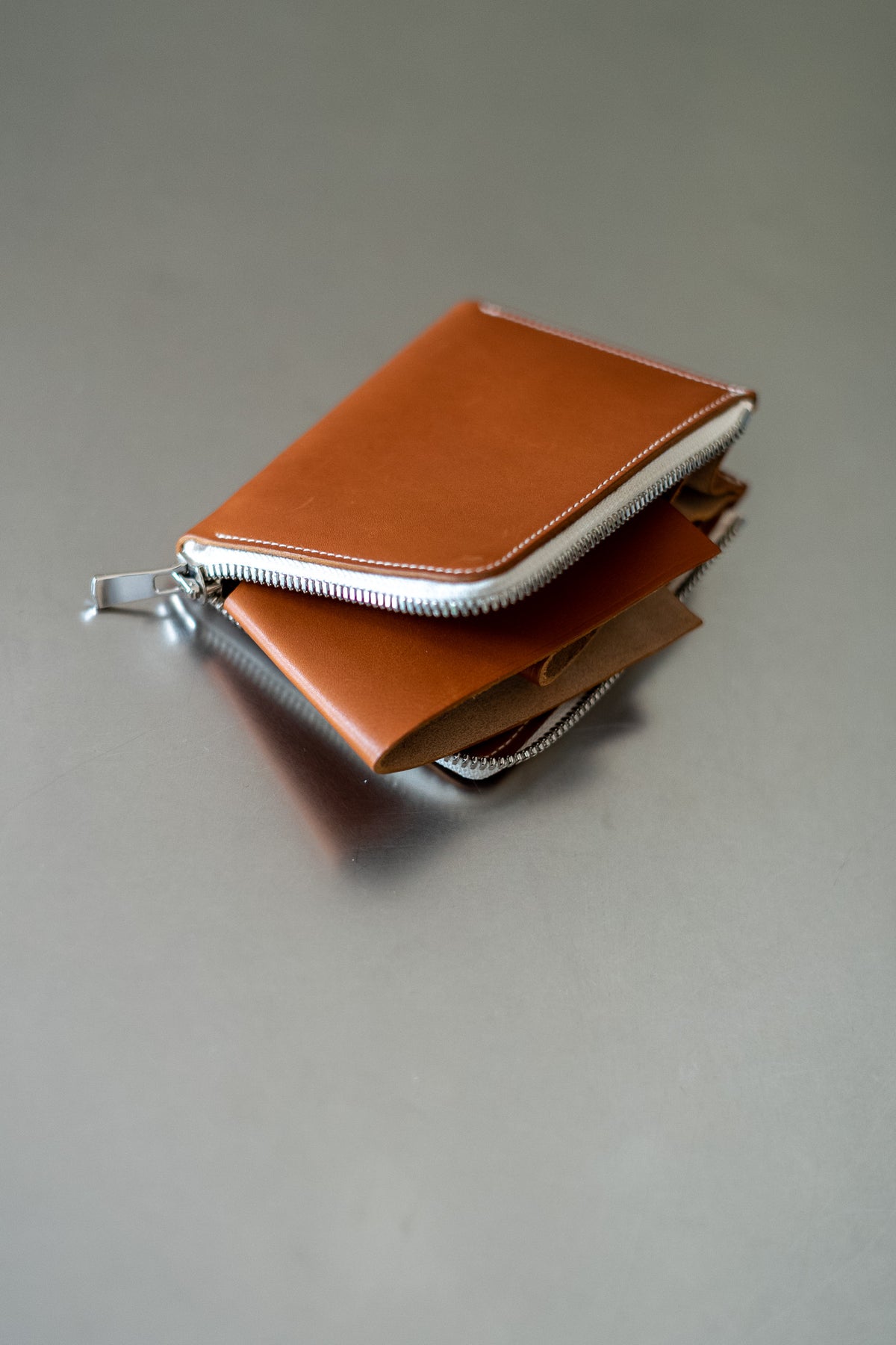 L-Shaped Wallet 〈FAUVE〉