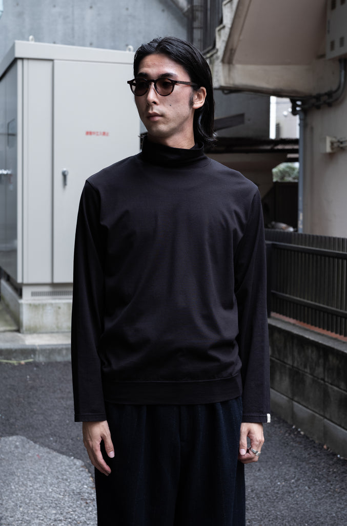 Turtle Neck L/S Shirt