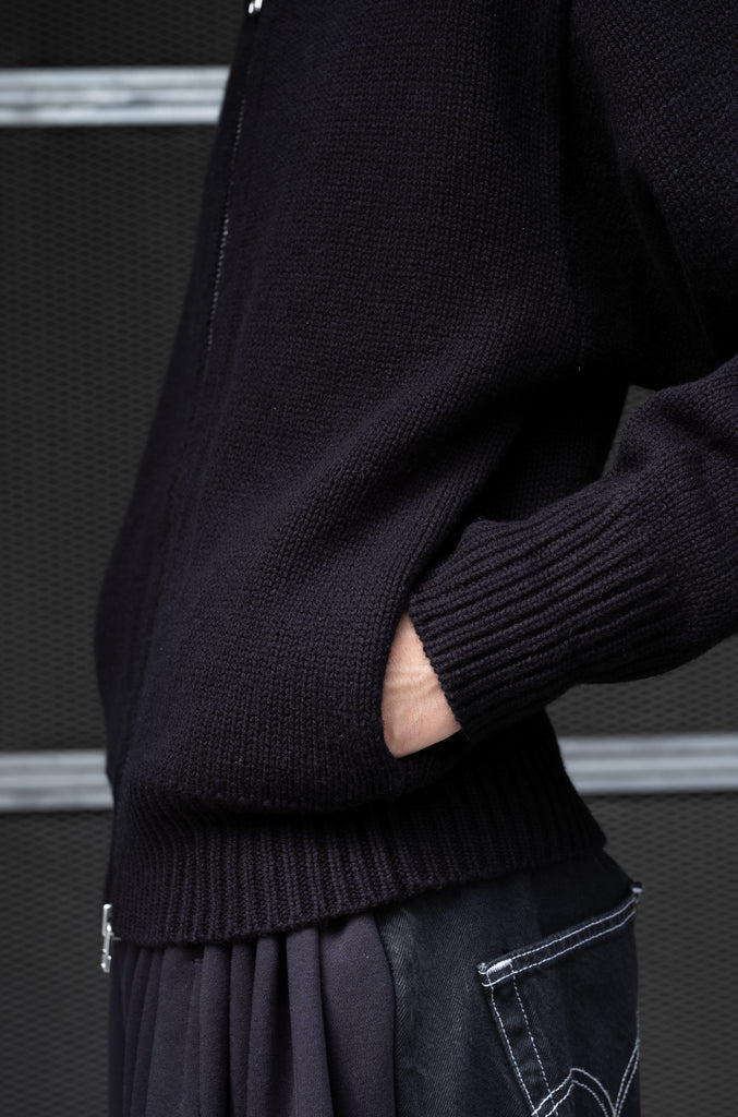 WOOL CASHMERE ZIP KNIT SWEATER