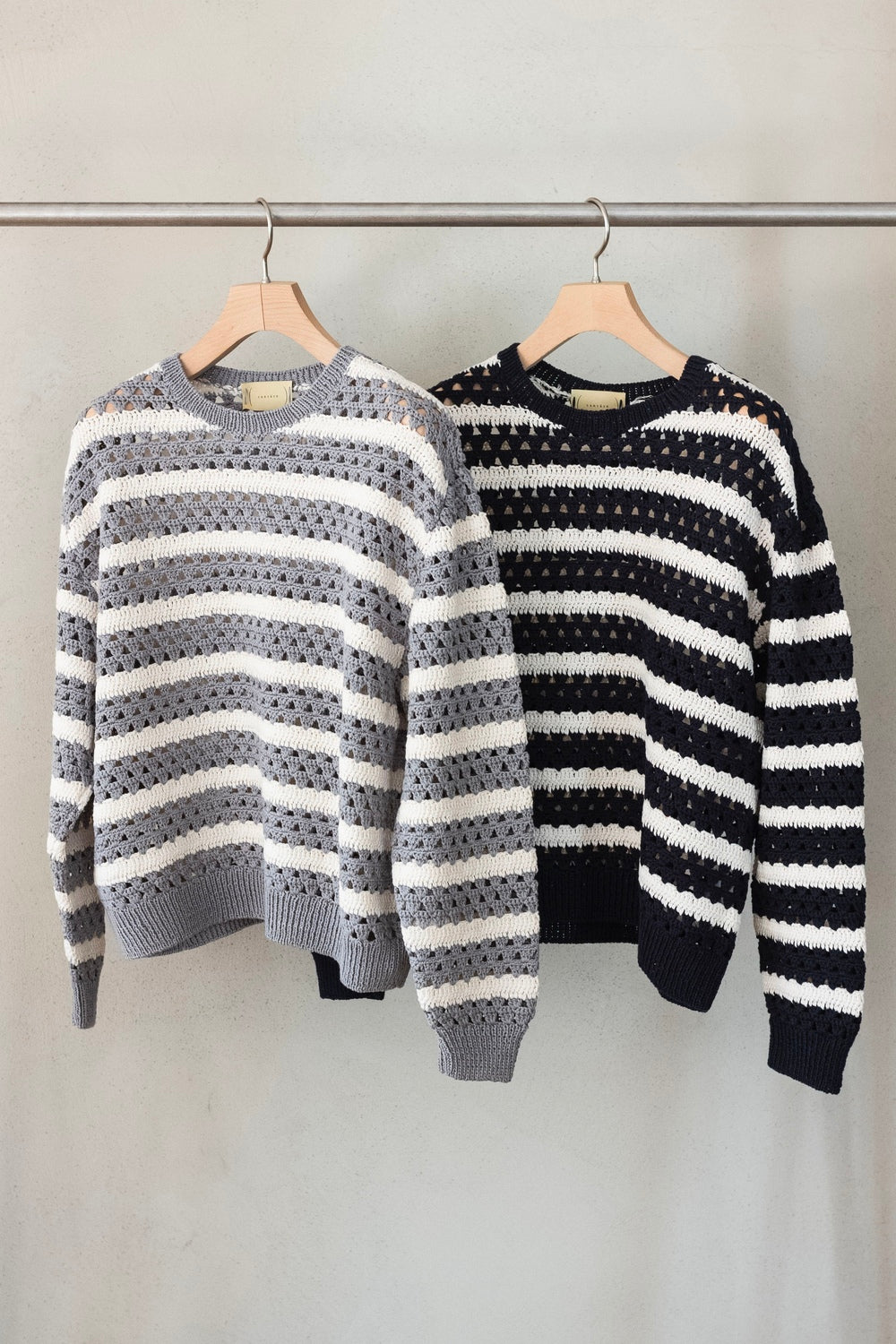 Crochet Horizontal Stripe Pullover〔NAVY × MILK〕