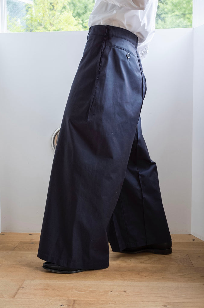 【8.16 (土) 発売】TUBE PANTS