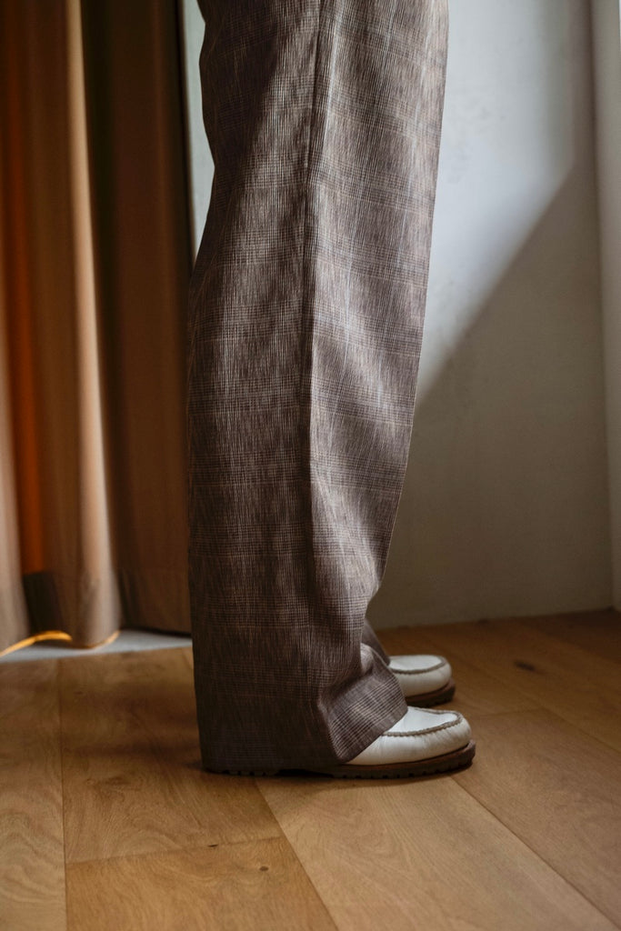 TUCKED WIDE PANTS 〔BROWN CHECK〕