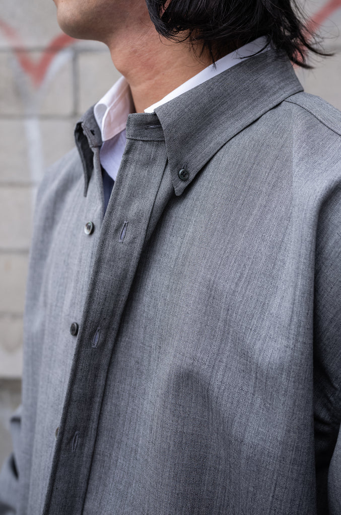 CCFA02UNI B 〈LYRIA SHARKSKIN SHIRT COAT〉