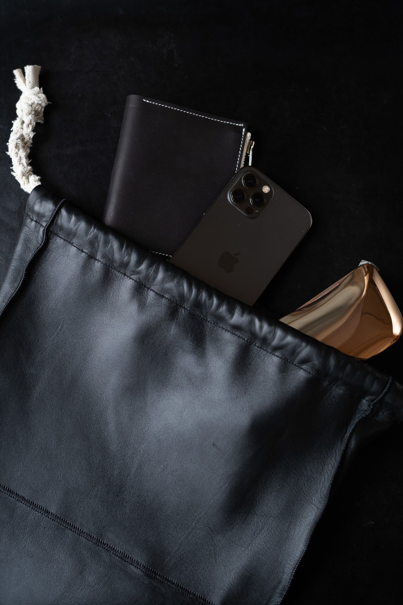 CCGS12UNI A 〈LAMB SKIN BAG LARGE〉 | cliché