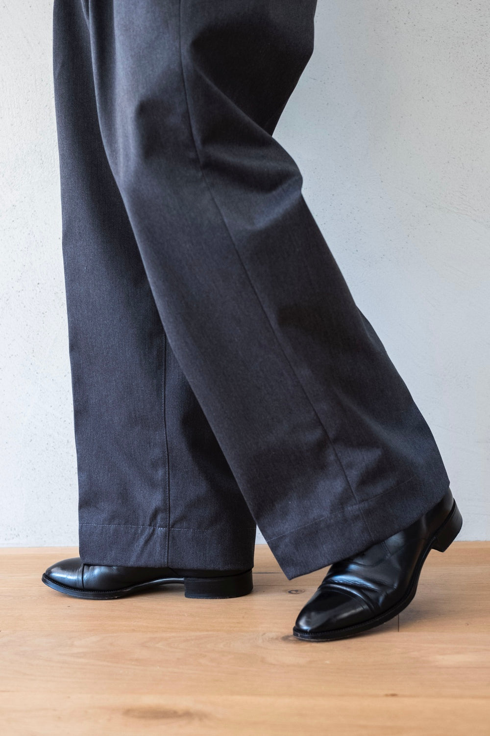 EX WIDE TROUSERS 〔GRAY〕