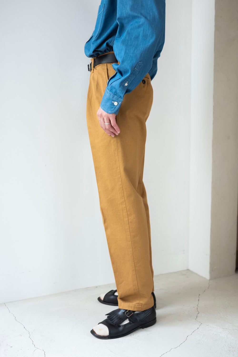 未使用 CANTATE Theren Dye Chinos Size 34 cantate】Theren Dye Chinos｜kink online shop