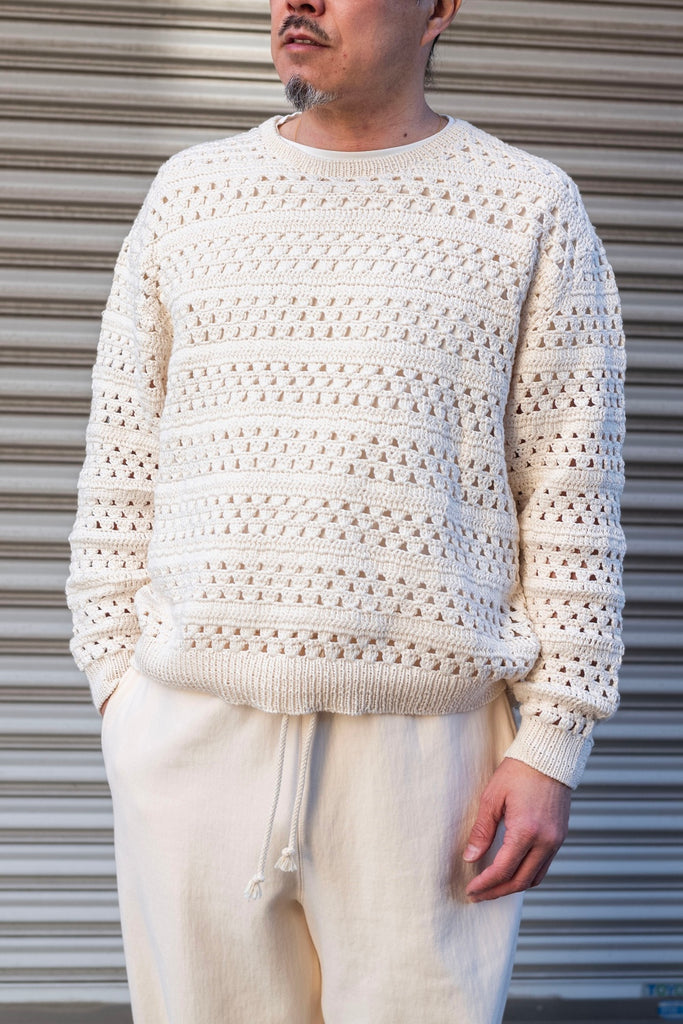 【EXCLUSIVE】Crochet Horizontal Stripe Pullover