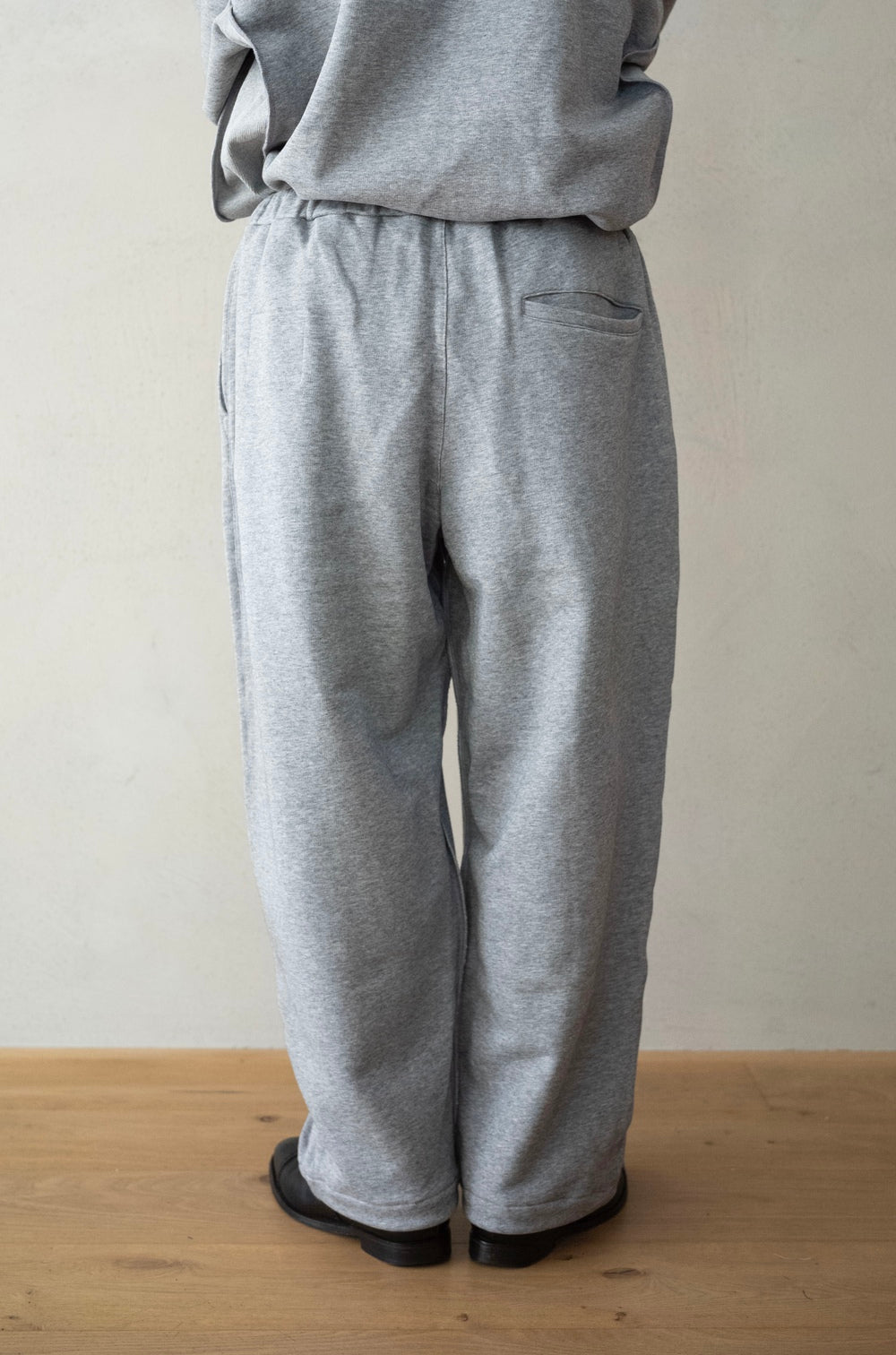 _174 SWEAT PANTS | cliché