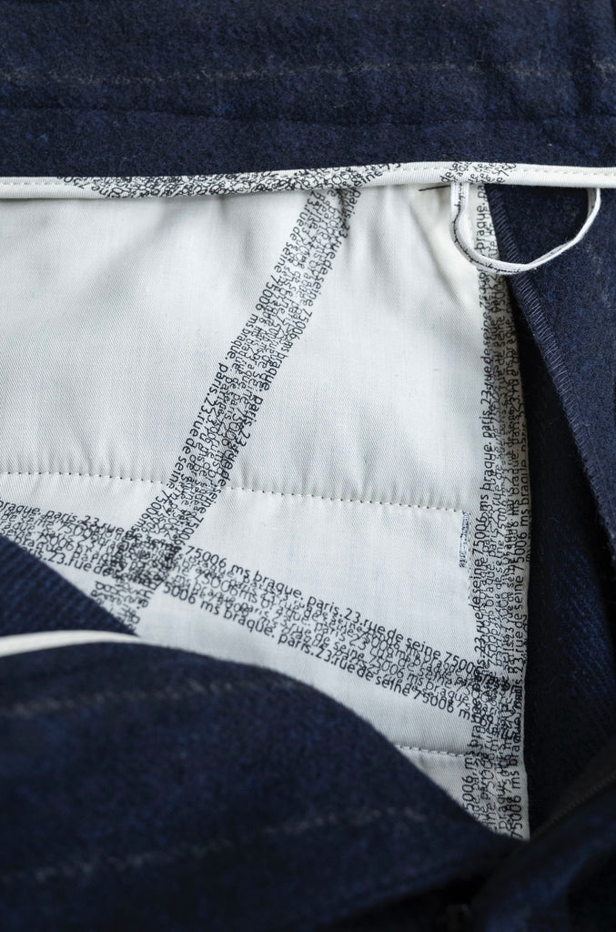 TUCKED BAGGY PANTS