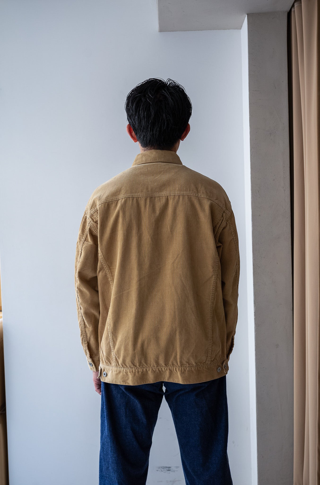 Fine Corduroy Trucker Jacket〔SAND BEIGE〕
