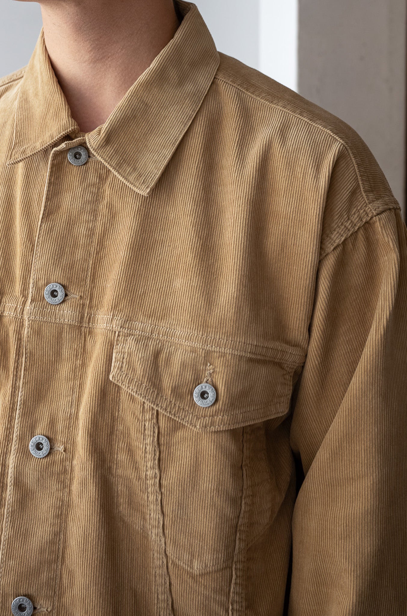 Fine Corduroy Trucker Jacket〔SAND BEIGE〕