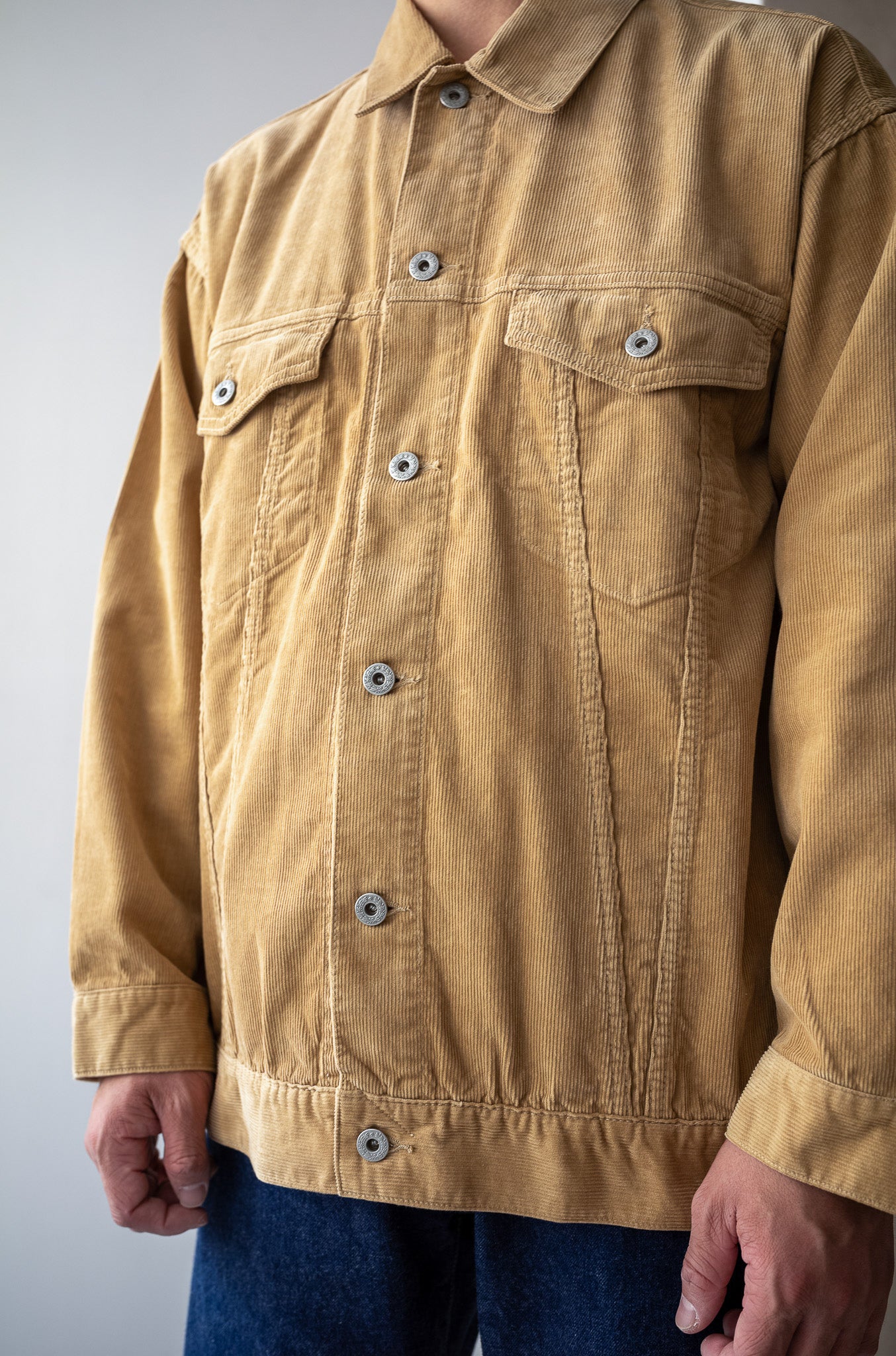 Fine Corduroy Trucker Jacket〔SAND BEIGE〕