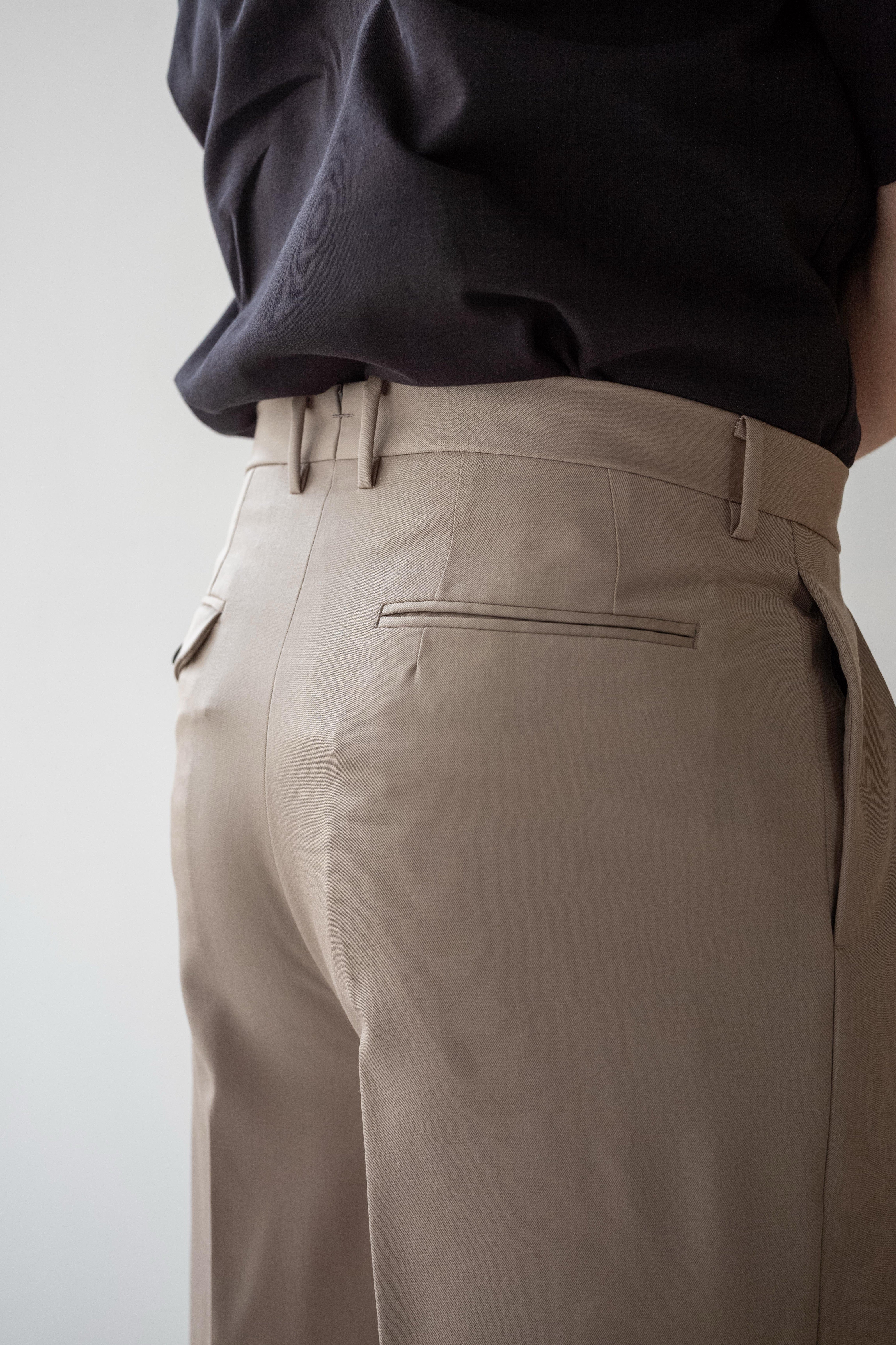 Proper Tailored Trousers 〔GREIGE〕