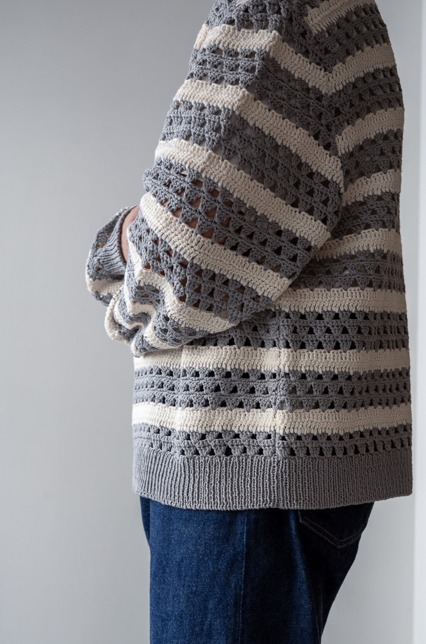 Crochet Horizontal Stripe Pullover 〔L/GRAY × MILK〕