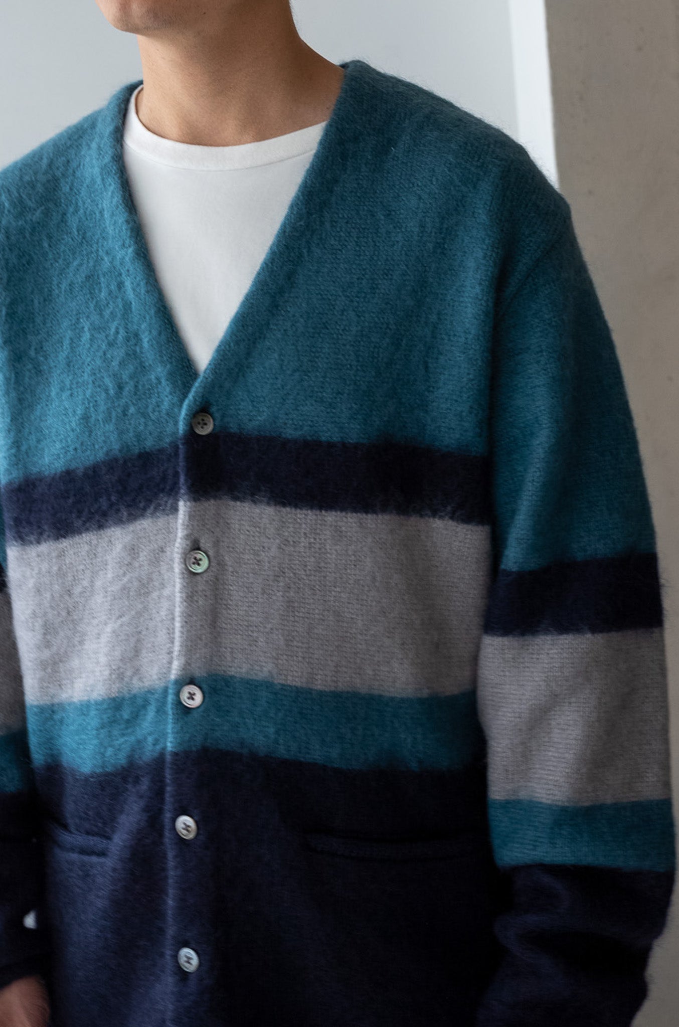 Stupid Shaggy Panel Cardigan〔NAVY BASE〕