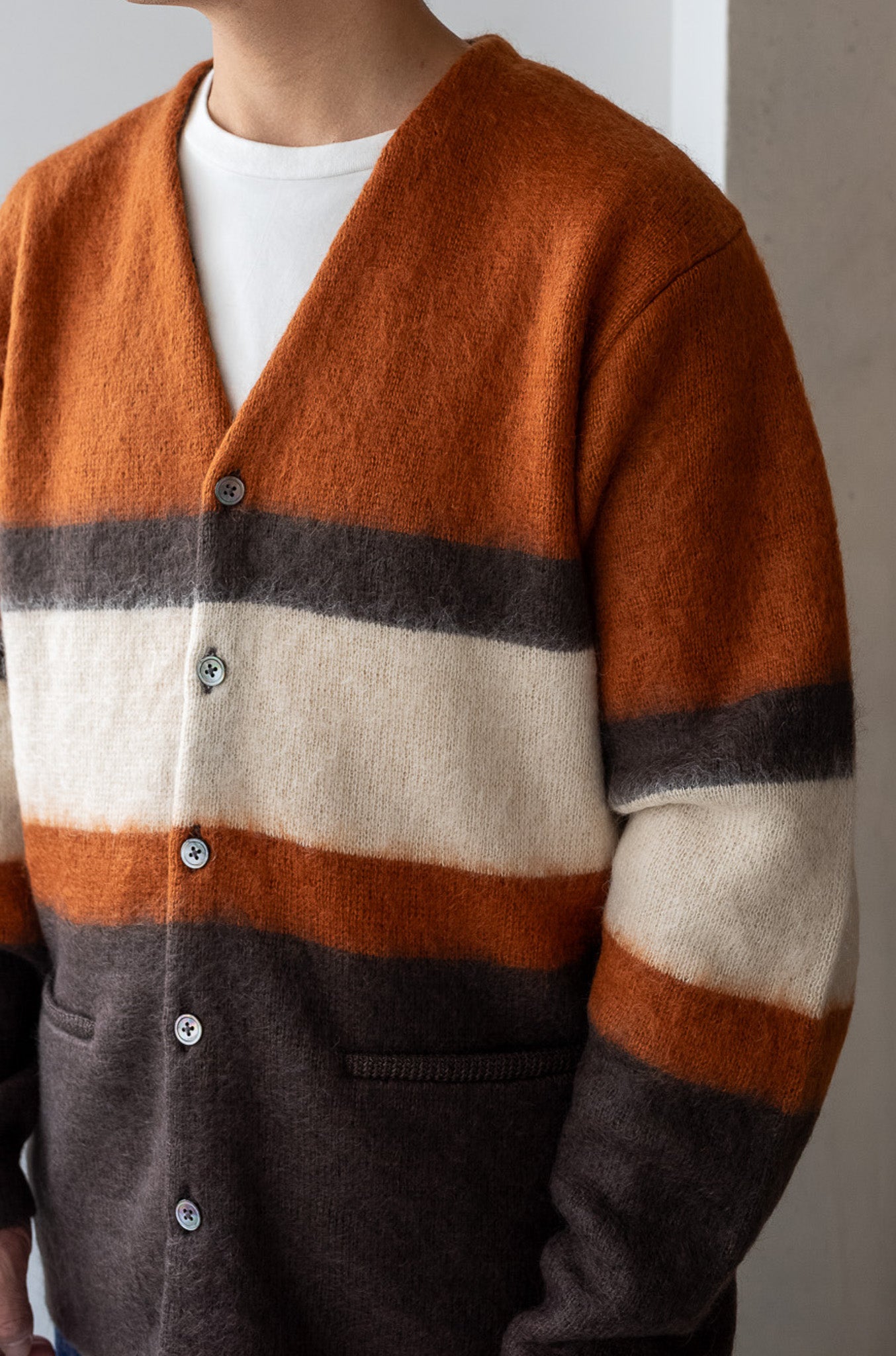 Stupid Shaggy Panel Cardigan〔BROWN BASE〕