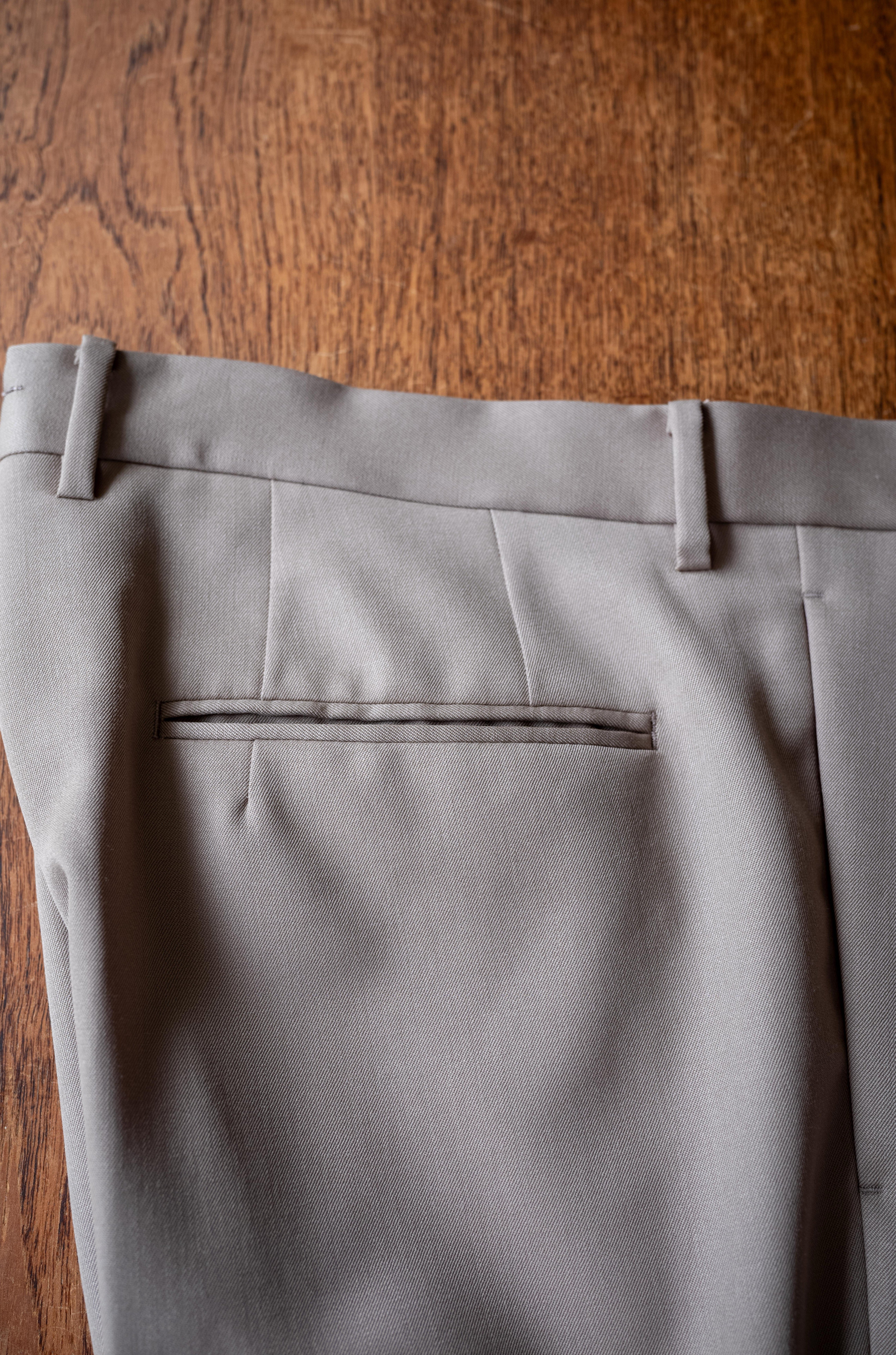 Proper Tailored Trousers 〔GREIGE〕