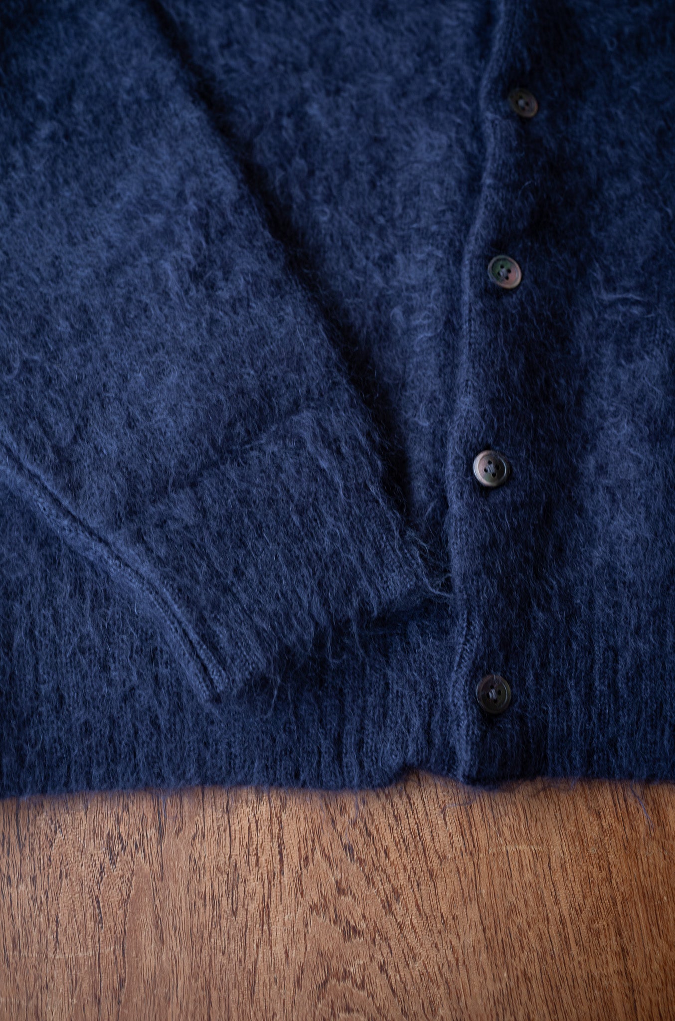 Stupid Shaggy Cardigan〔MID NIGHT〕