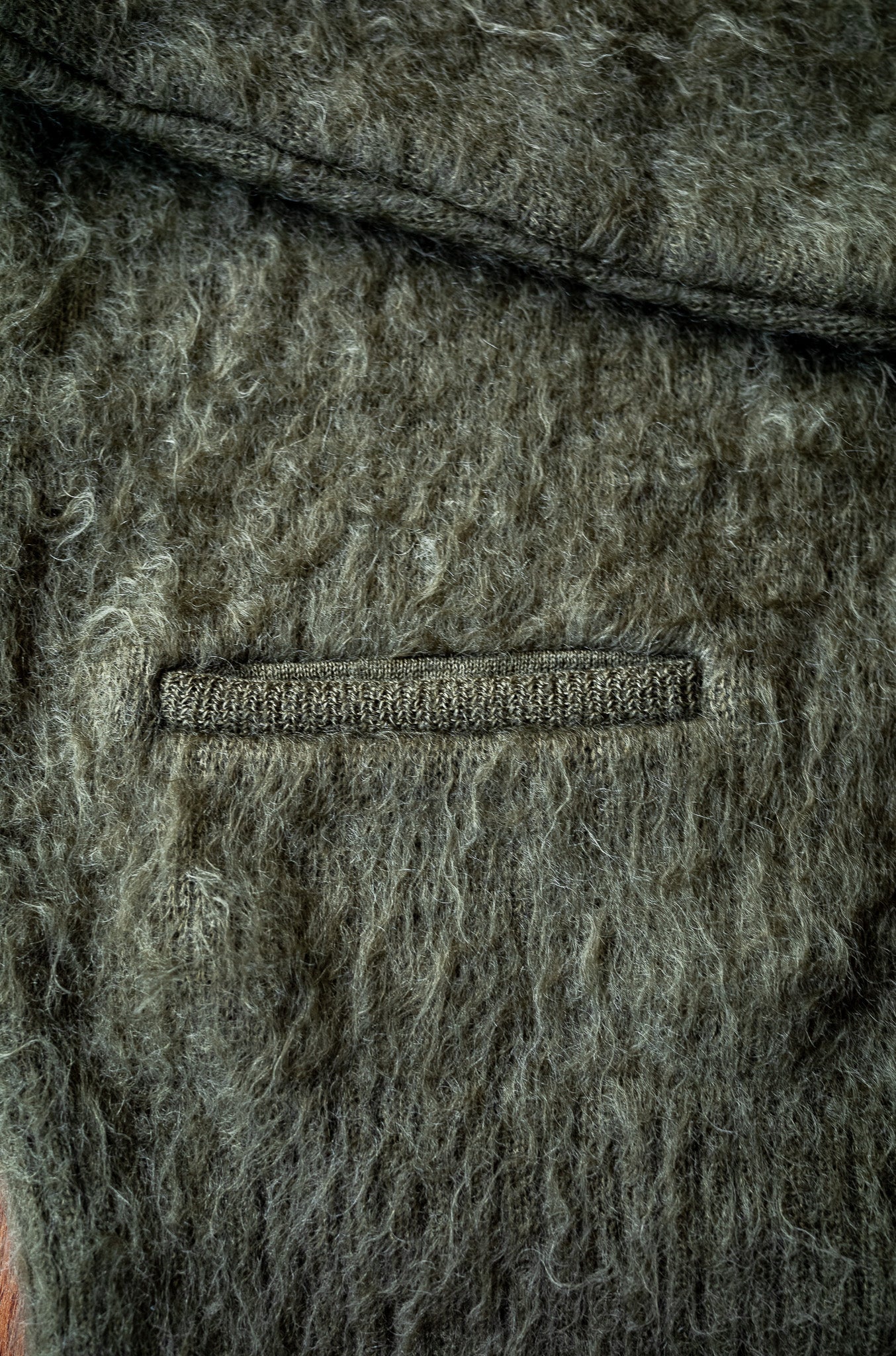 Stupid Shaggy Cardigan 〔KURT〕