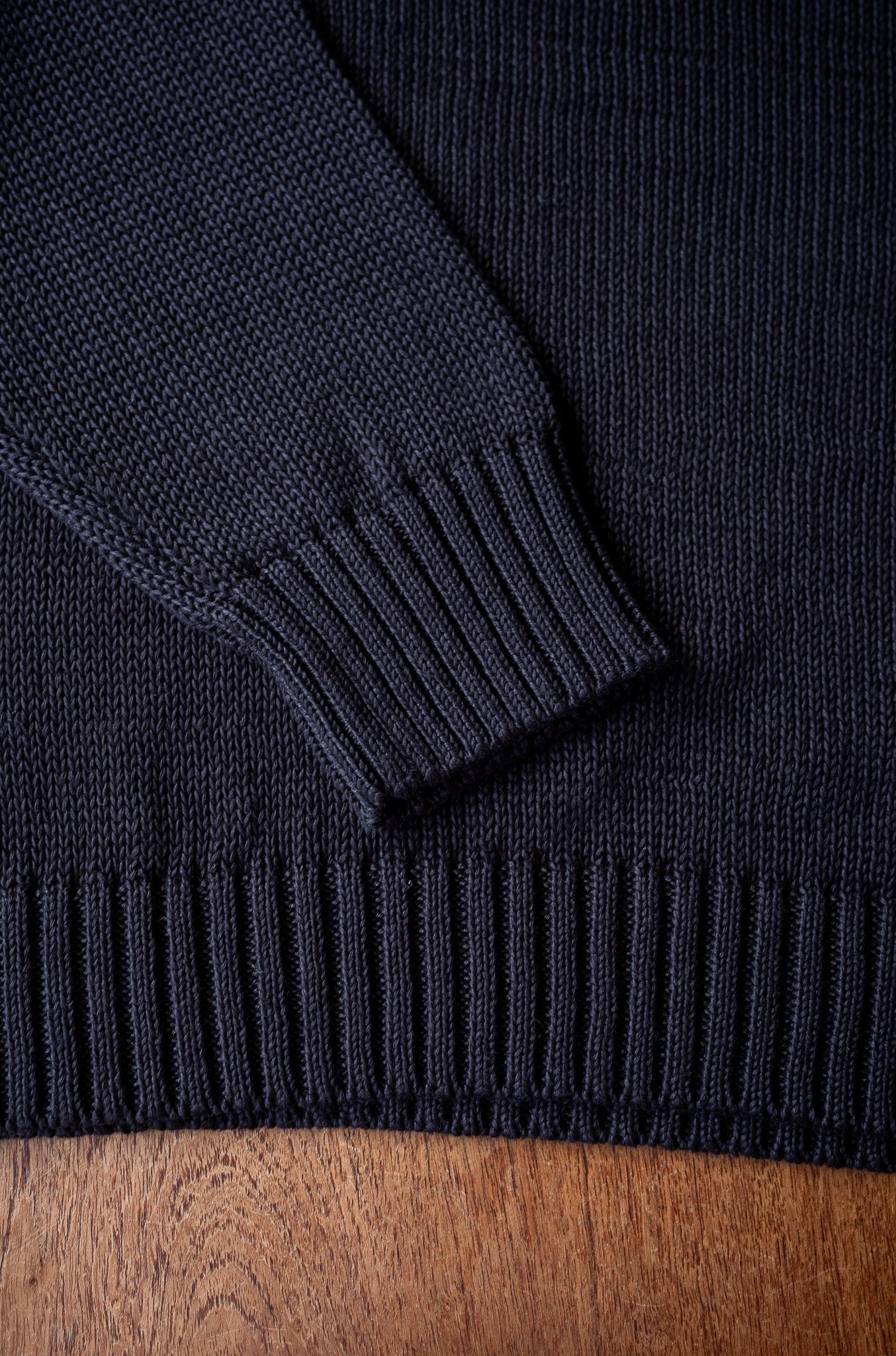 Shade Pullover 〔NOIR〕