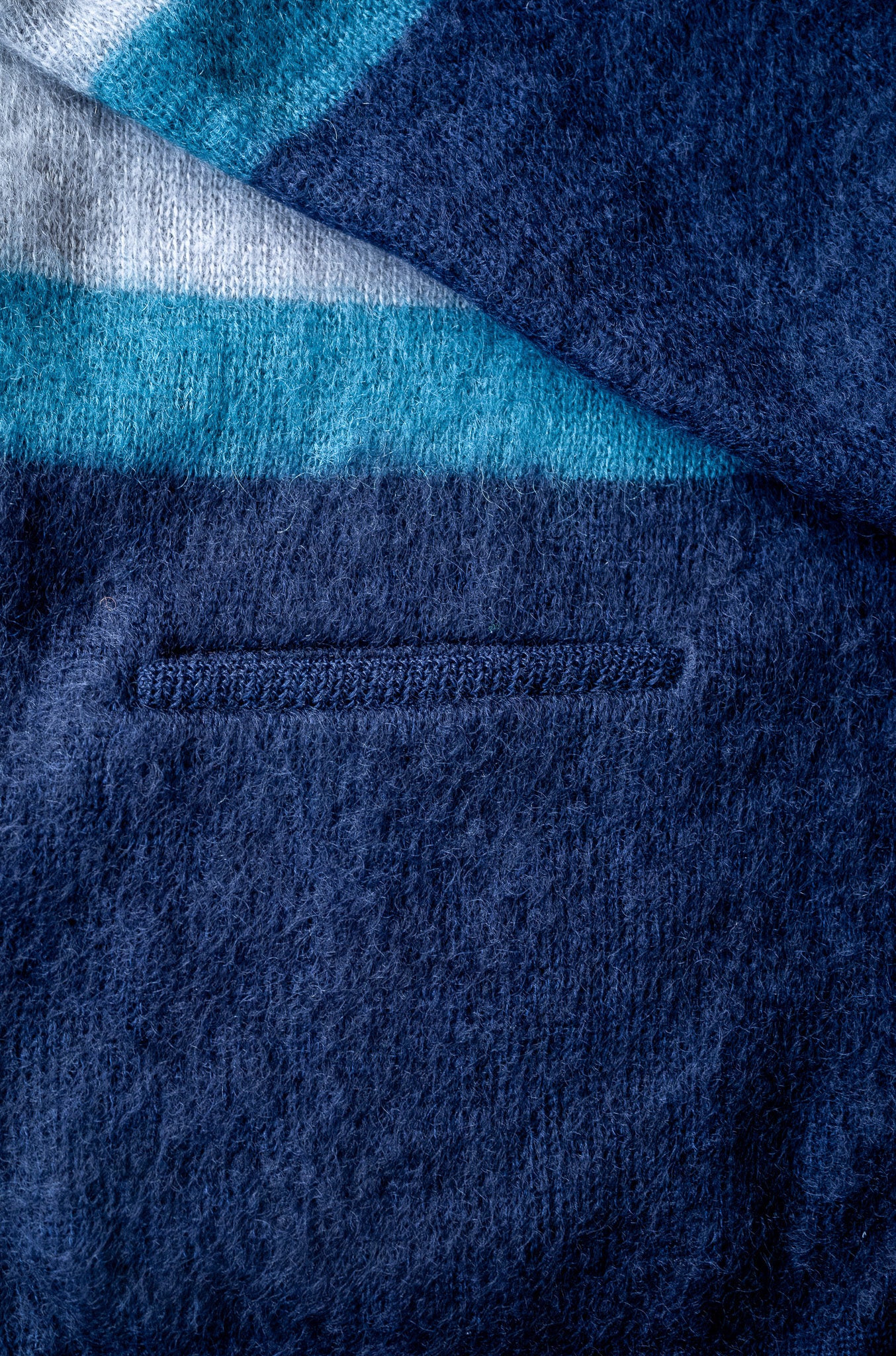Stupid Shaggy Panel Cardigan〔NAVY BASE〕
