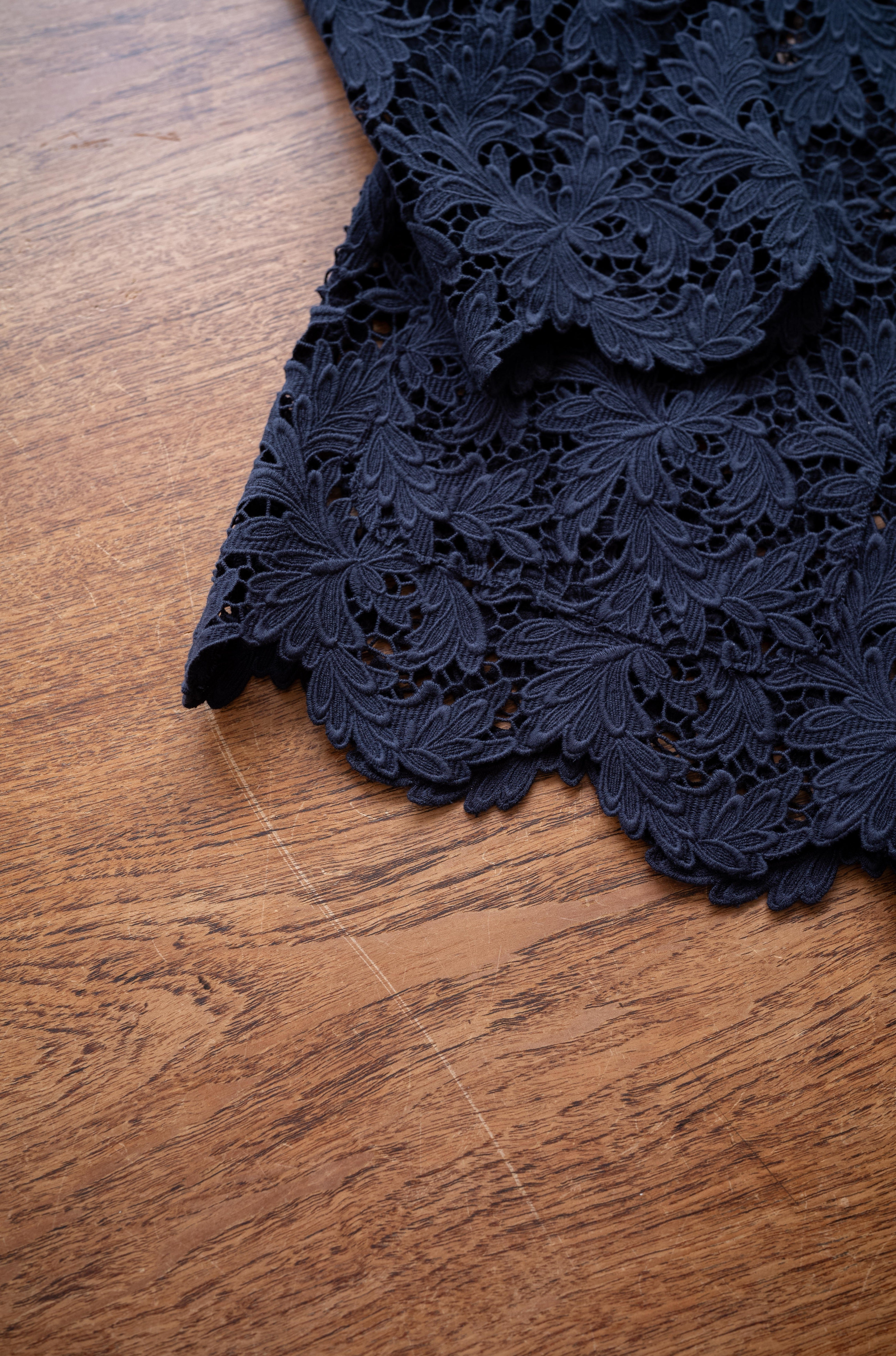 Feather Lace Blouson 〔NAVY〕