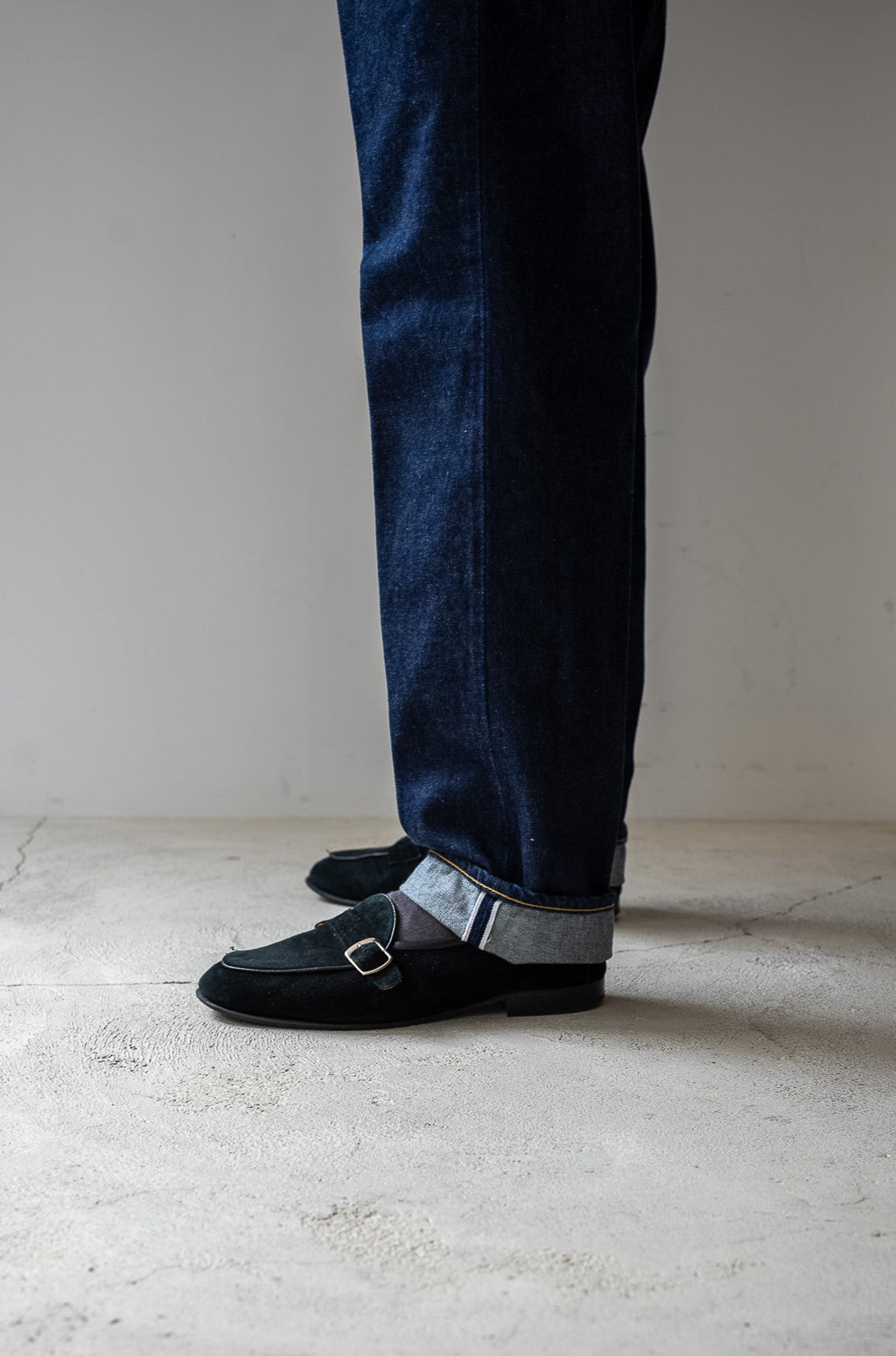 Denim Tapered Trousers 〔INDIGO〕
