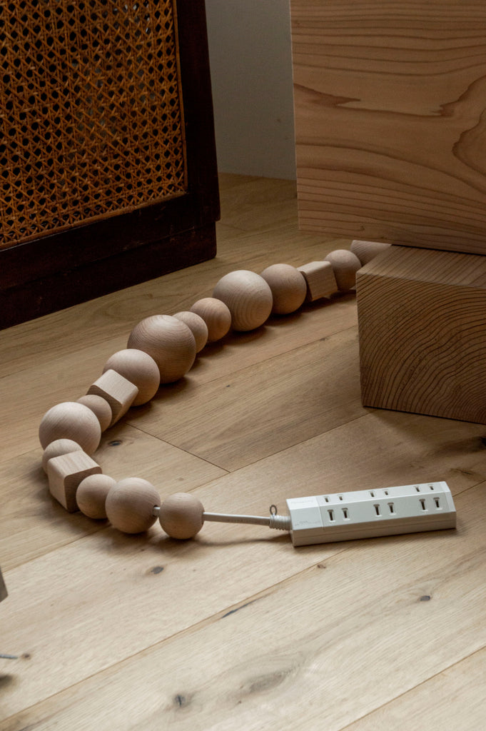 CABLE JEWERLY MULTIPLUG -WOODEN ELEMENTS-