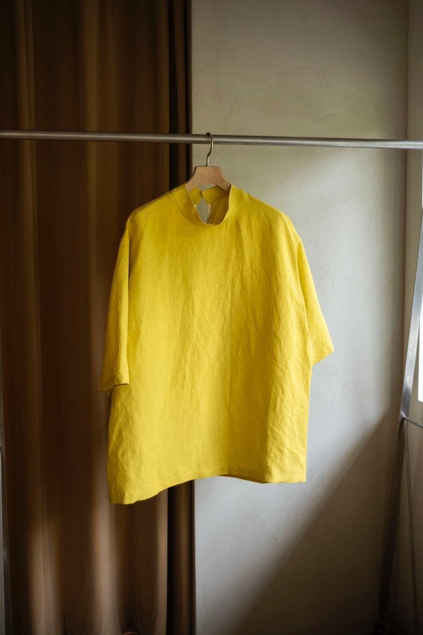 MOCK NECK TEE [YELLOW] | cliché